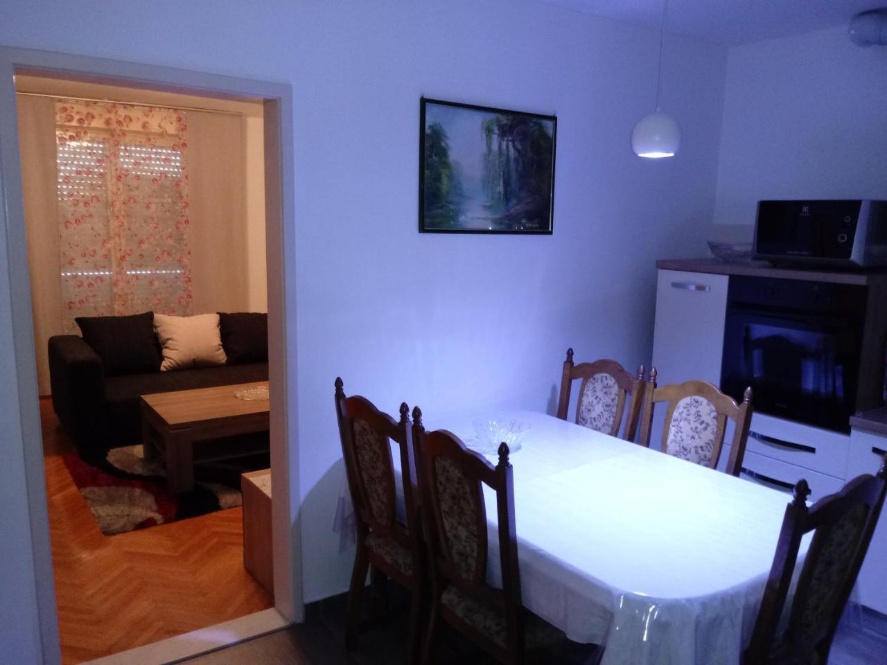 Apartment In Centre For 7 Split Exterior foto